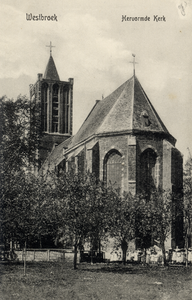 15288 Gezicht op het koor en de toren van de Nederlands-hervormde kerk (Kerkdijk 12) te Westbroek.N.B. De gemeente ...